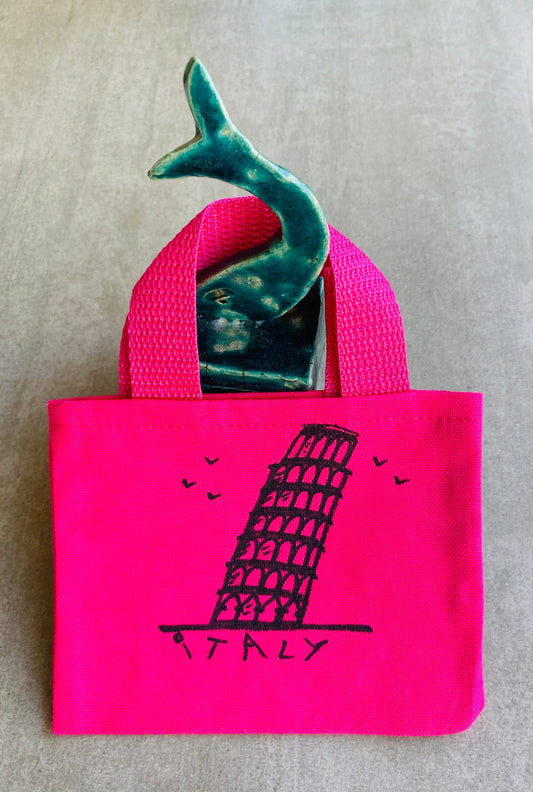 Tote Bag with Leaning Tower of Pisa Image.